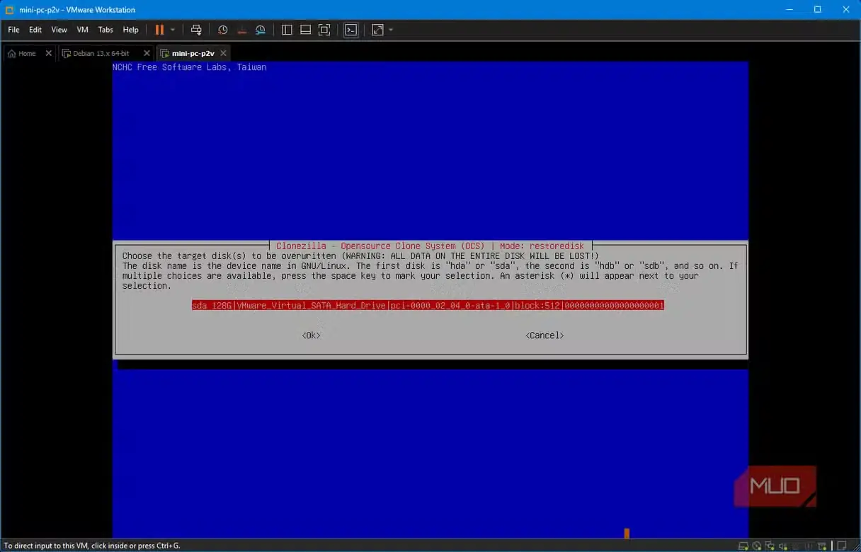 انتخاب دیسک مجازی خالی VMware در Clonezilla بهعنوان مقصد ایمیج سرور فیزیکی