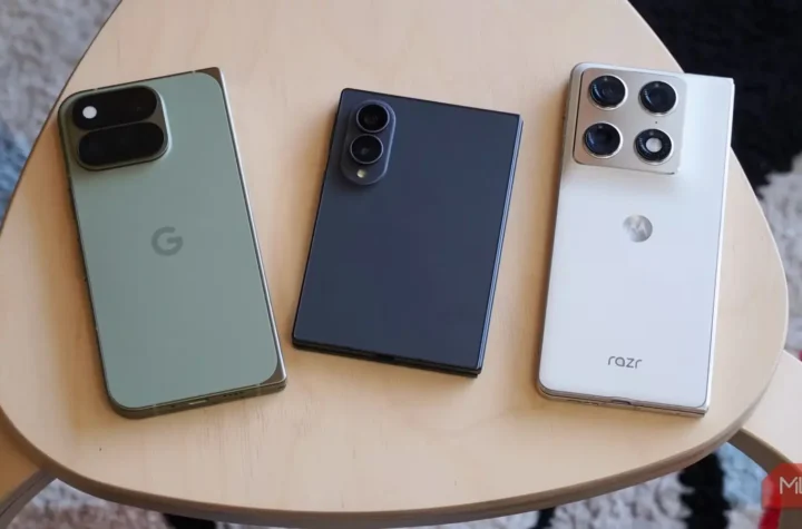 آزمایش چندوظیفگی در گوشی‌های تاشوی Google، Samsung و Motorola و برتری آشکار یکی از آن‌ها