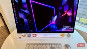 سال‌ها از رایانه‌های گران‌قیمت Mac استفاده کردم، اما این رایانهٔ یکپارچهٔ Lenovo در دو هفته دلم را برد