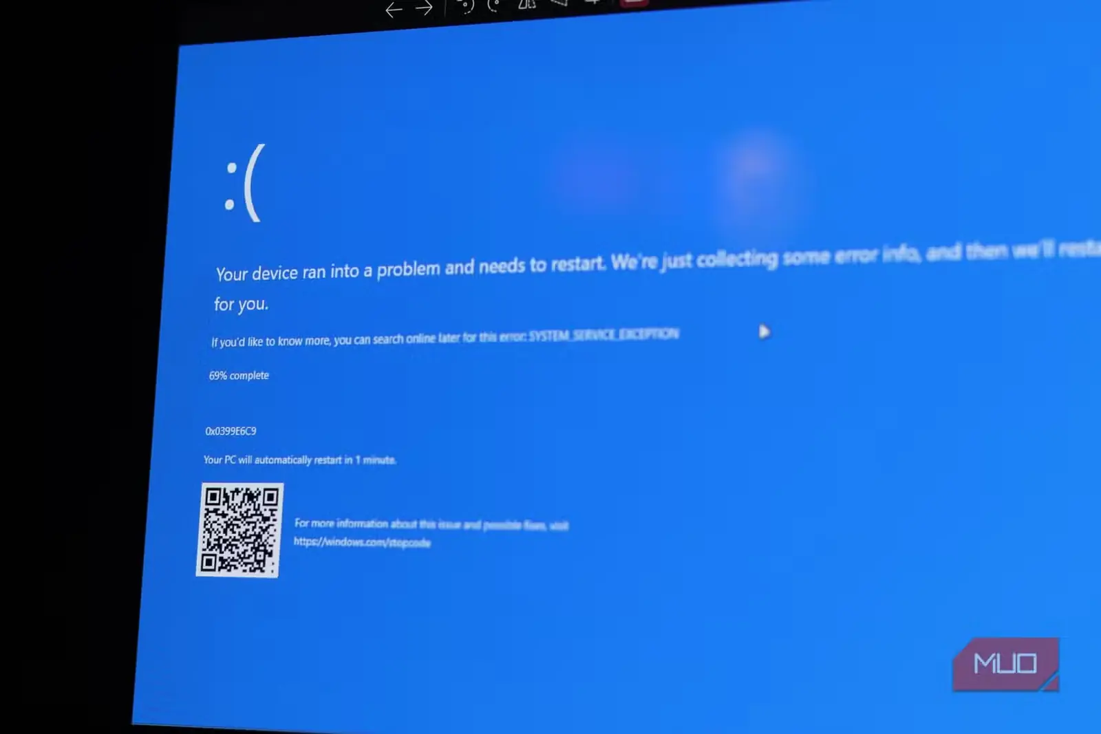 صفحه آبی خطای تمامصفحه Windows