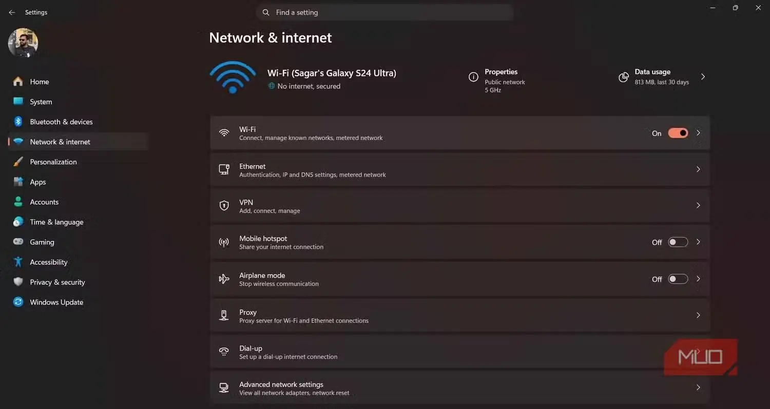 منوی شبکه و اینترنت Windows با جزئیات شبکه Wi-Fi