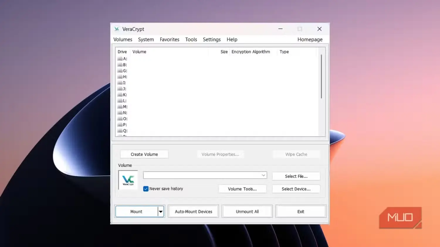 رابط اصلی VeraCrypt با دکمه ساخت حجم و فهرست اتصال حرفهای درایو
