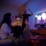 تلویزیون Philips Ambilight TV QLED Series که اتاق را به بخشی از تجربه تماشا تبدیل می‌کند