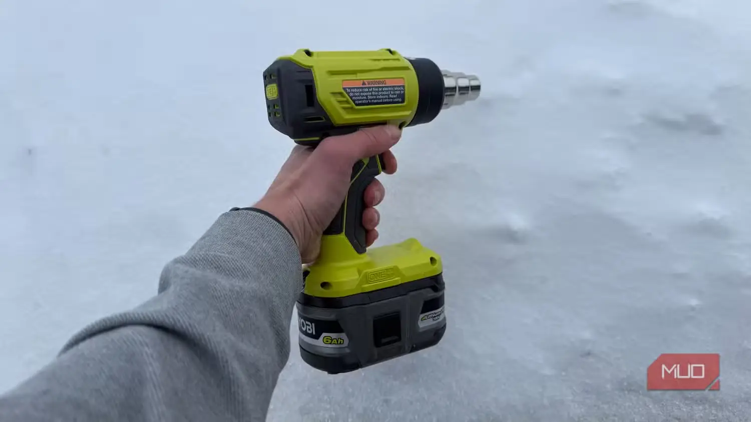 آبکردن برف با سشوار صنعتی Ryobi