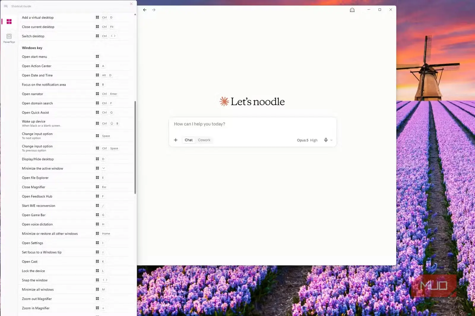 راهنمای میانبرهای PowerToys در کنار برنامه دسکتاپ Claude، با نمایش میانبرهای صفحهکلید Windows و نمایان ماندن Claude در پسزمینه