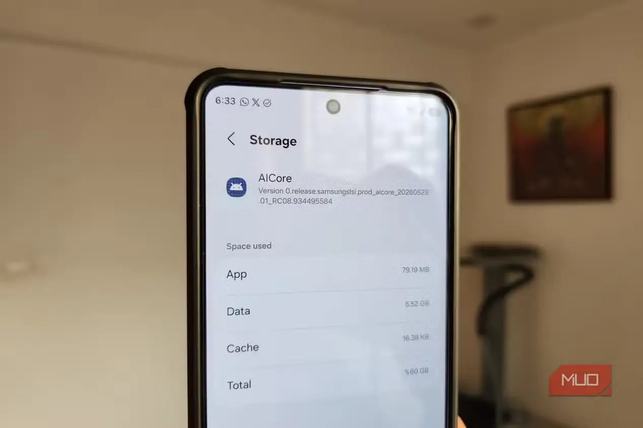 اطلاعات برنامه AICore در گوشی Android