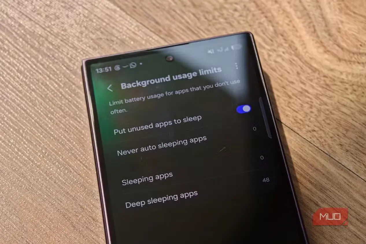 صفحه محدودیتهای مصرف پسزمینه در Galaxy Z Fold 8 Ultra