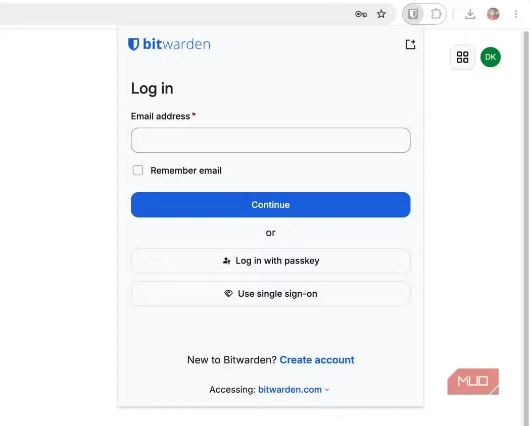 پنجره باز ورود افزونه Bitwarden در Google Chrome