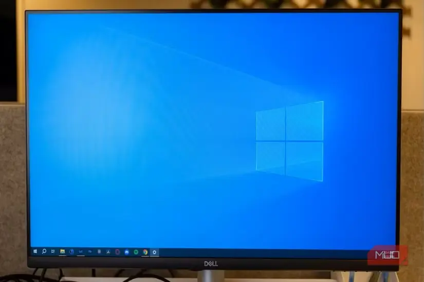 نمایش میزکار Windows 10 روی مانیتور Dell