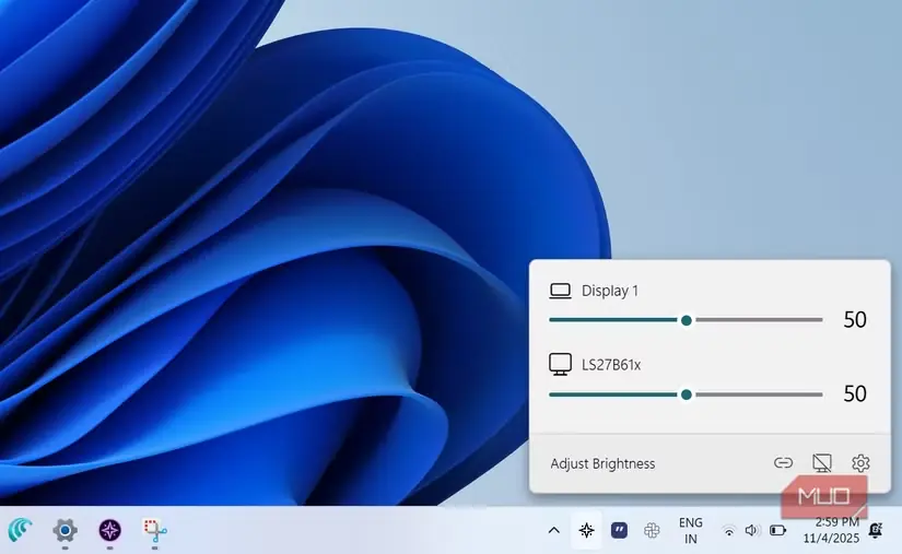منوی بازشوندهٔ تنظیم روشنایی Twinkle Tray در Windows 11