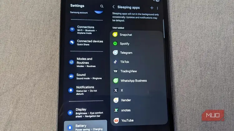 برنامههای در حال خواب در تنظیمات باتری Samsung
