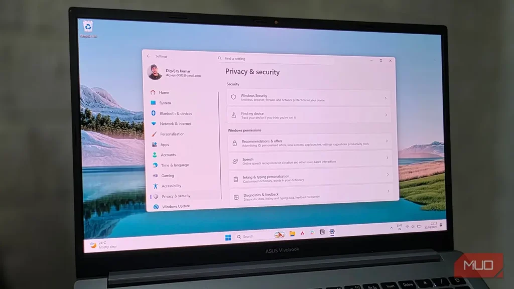 چهار تنظیم Windows 11 که برای جلوگیری از ردیابی و تبلیغات Microsoft در هر رایانه تازه غیرفعال می‌کنم