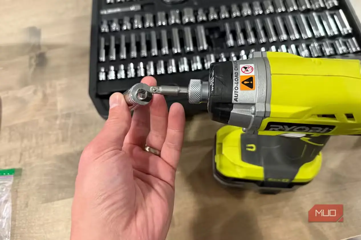 رابط بکس پیچگوشتی ضربهای Ryobi