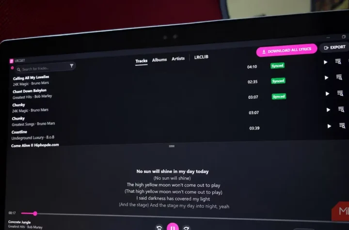 کتابخانهٔ آفلاین موسیقی من با متن ترانه‌هایی به سبک Spotify، بدون نیاز به Spotify