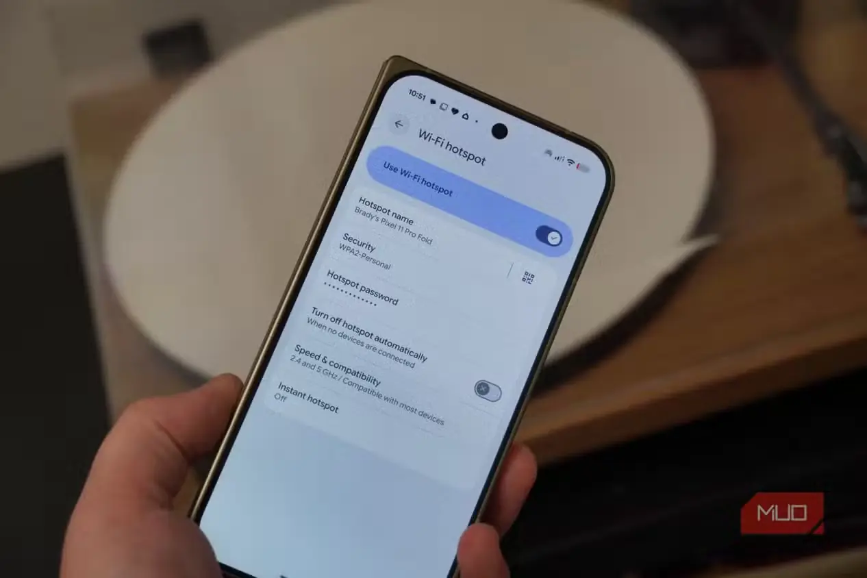 نمای نقطهٔ اتصال وایفای در گوشی Google Pixel 11 Pro Fold