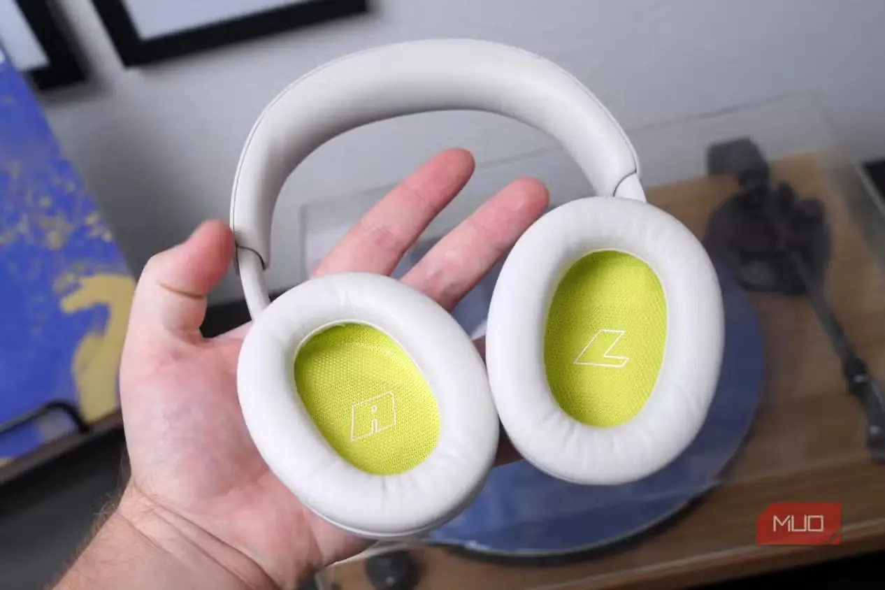 بالشتکهای گوش هدفون سفید Bose QuietComfort 2