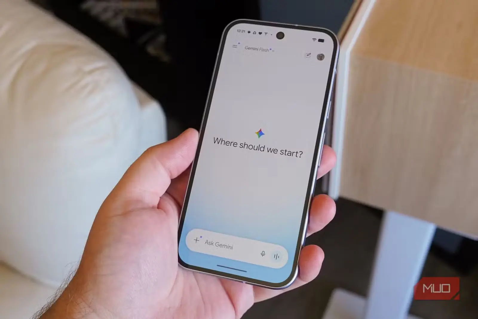 نمای باز برنامه Gemini در Pixel 11 Pro