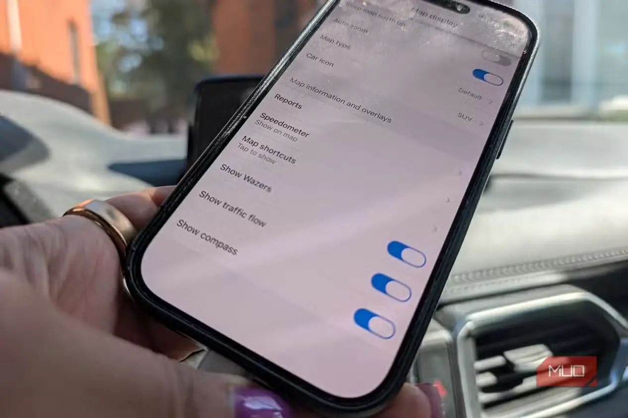 گزینههای نمایش نقشه در Waze
