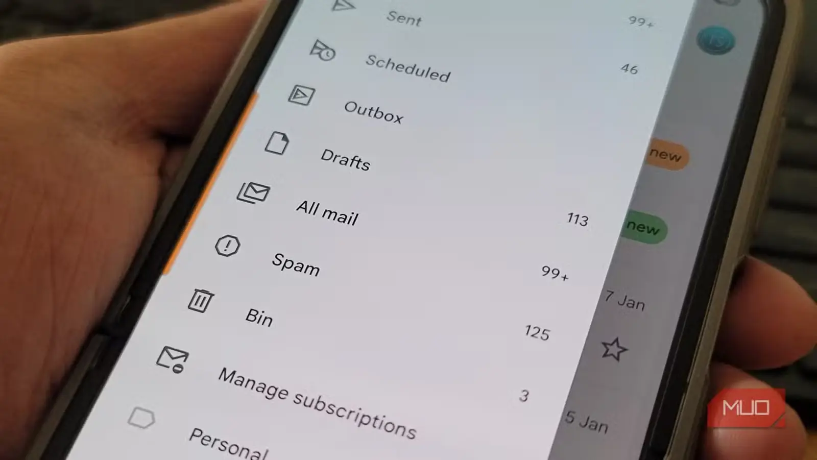 منوی باز برنامه Gmail اندروید روی گوشی Samsung Galaxy Z Flip 6