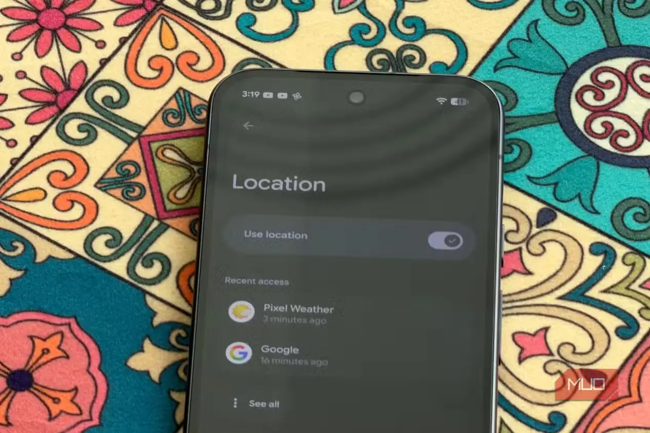 صفحهٔ خدمات مکانیابی در Google Pixel 11