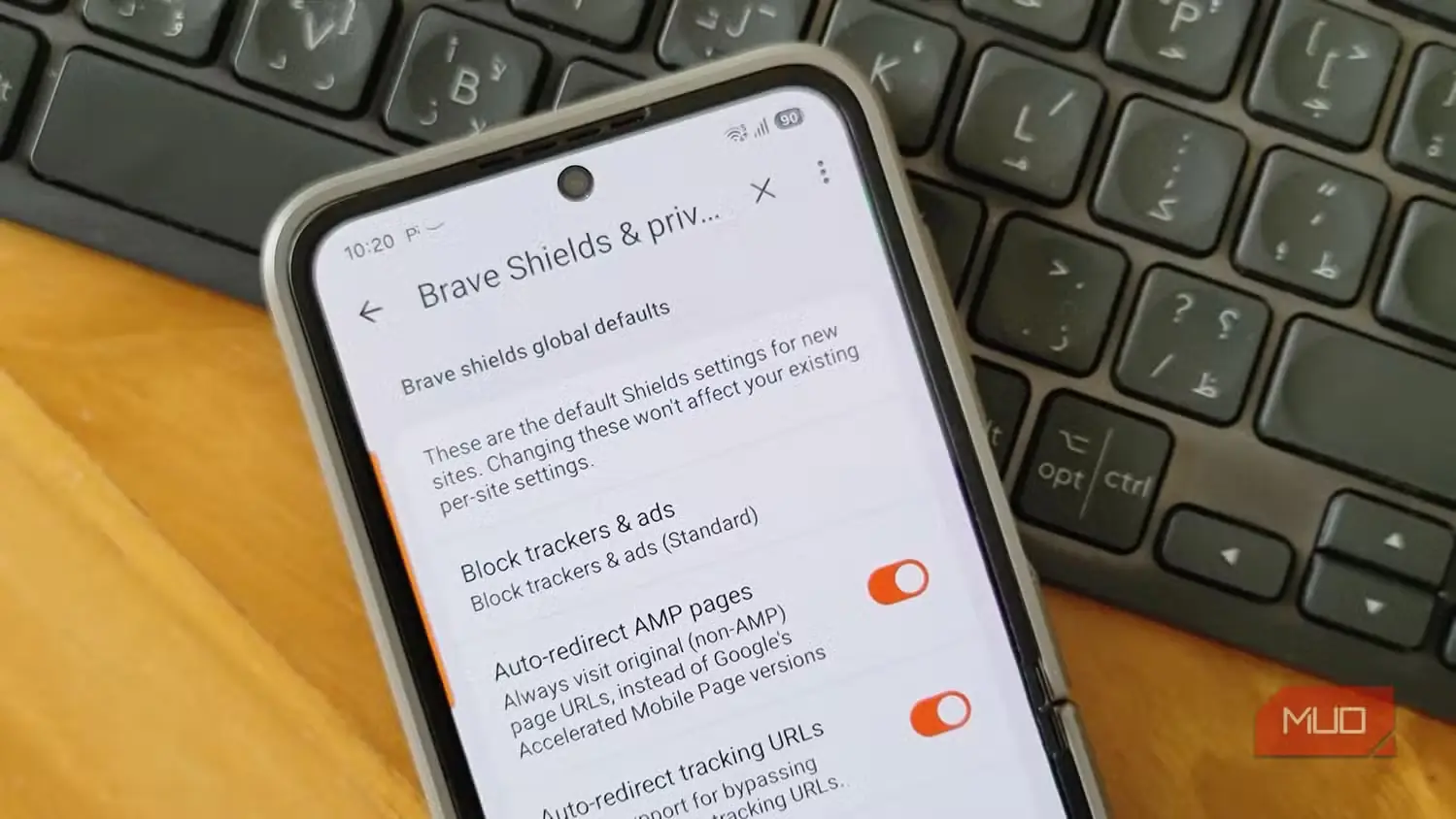 گزینه مسدودکننده تبلیغات Brave در Samsung Galaxy Z Flip 6