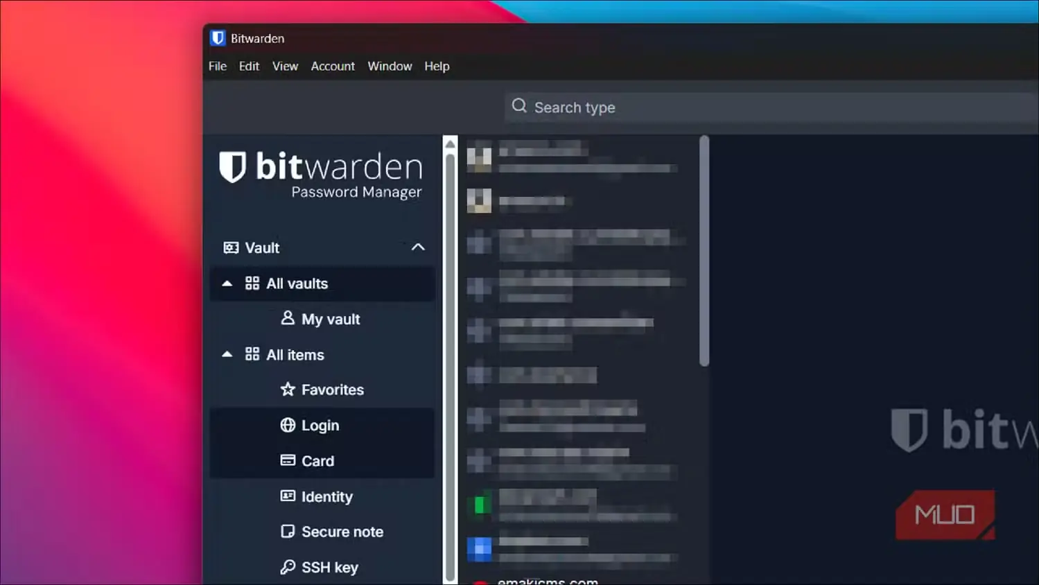 منوی بازشده خزانه Bitwarden در Windows 11