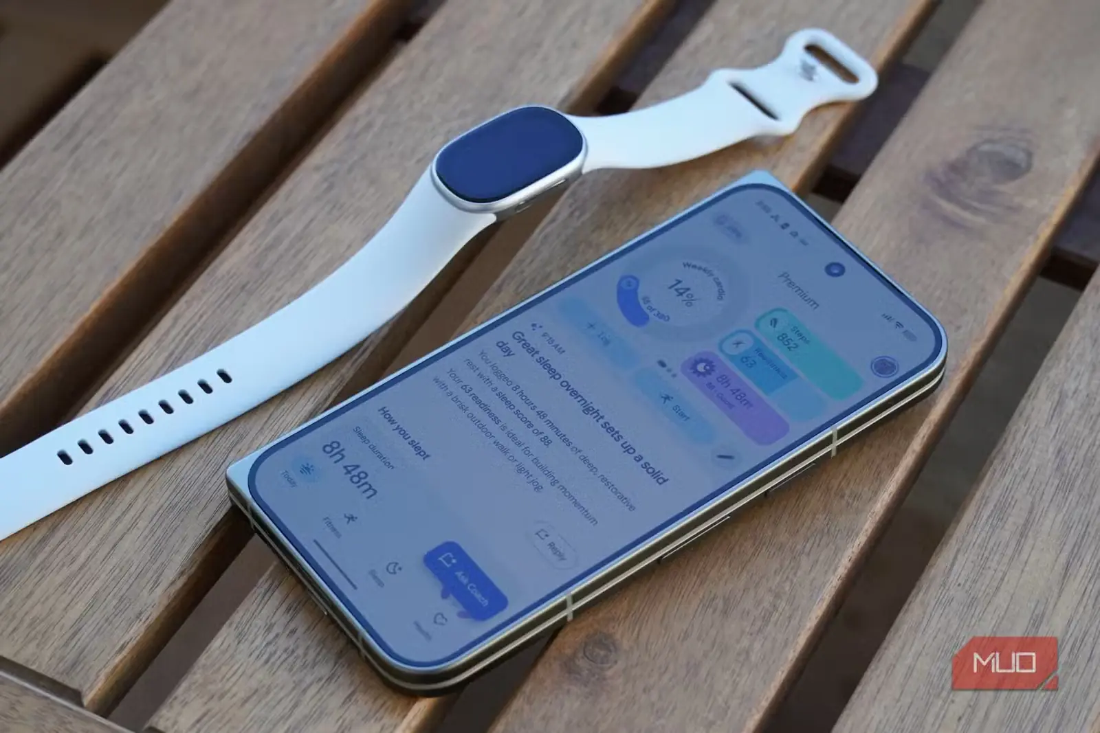 Fitbit Edge در کنار برنامه Google Health