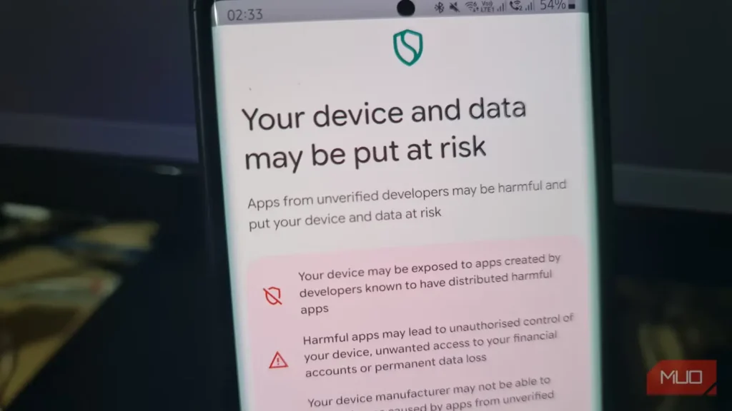 Google راه نصب جانبی در Android را می‌بندد؛ من هم راه گریز آن را آزمودم
