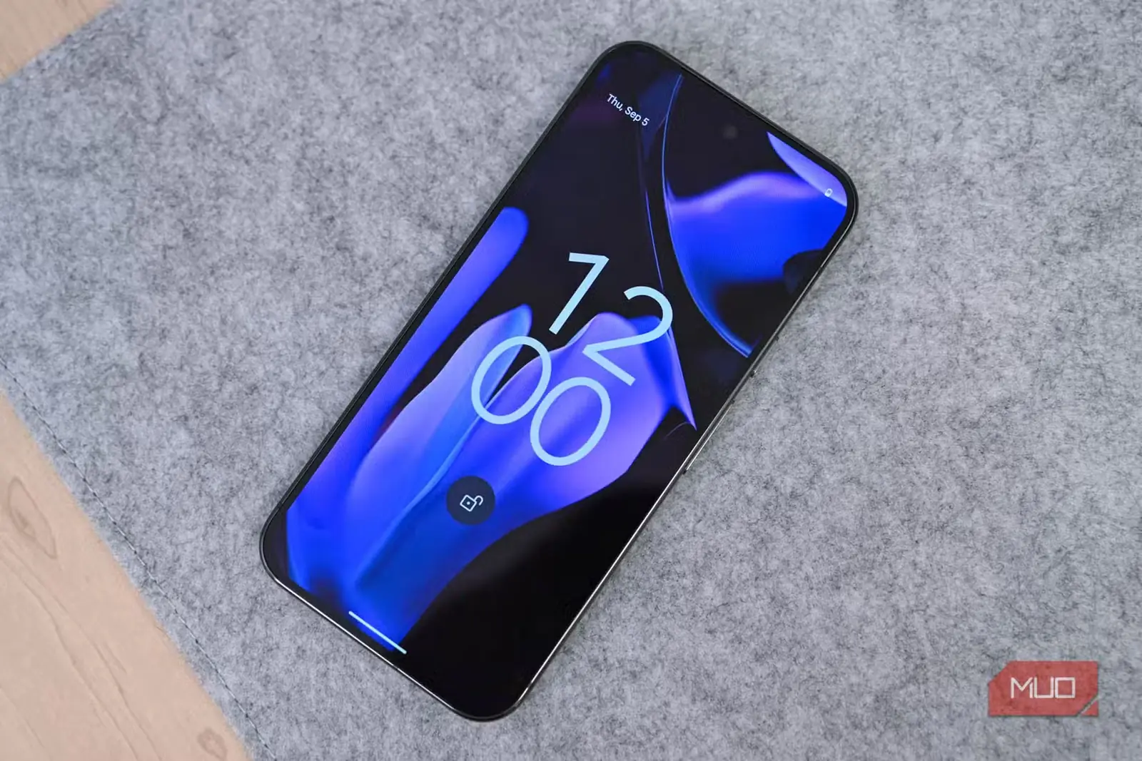 صفحه قفل گوشی Google Pixel 9 Pro XL