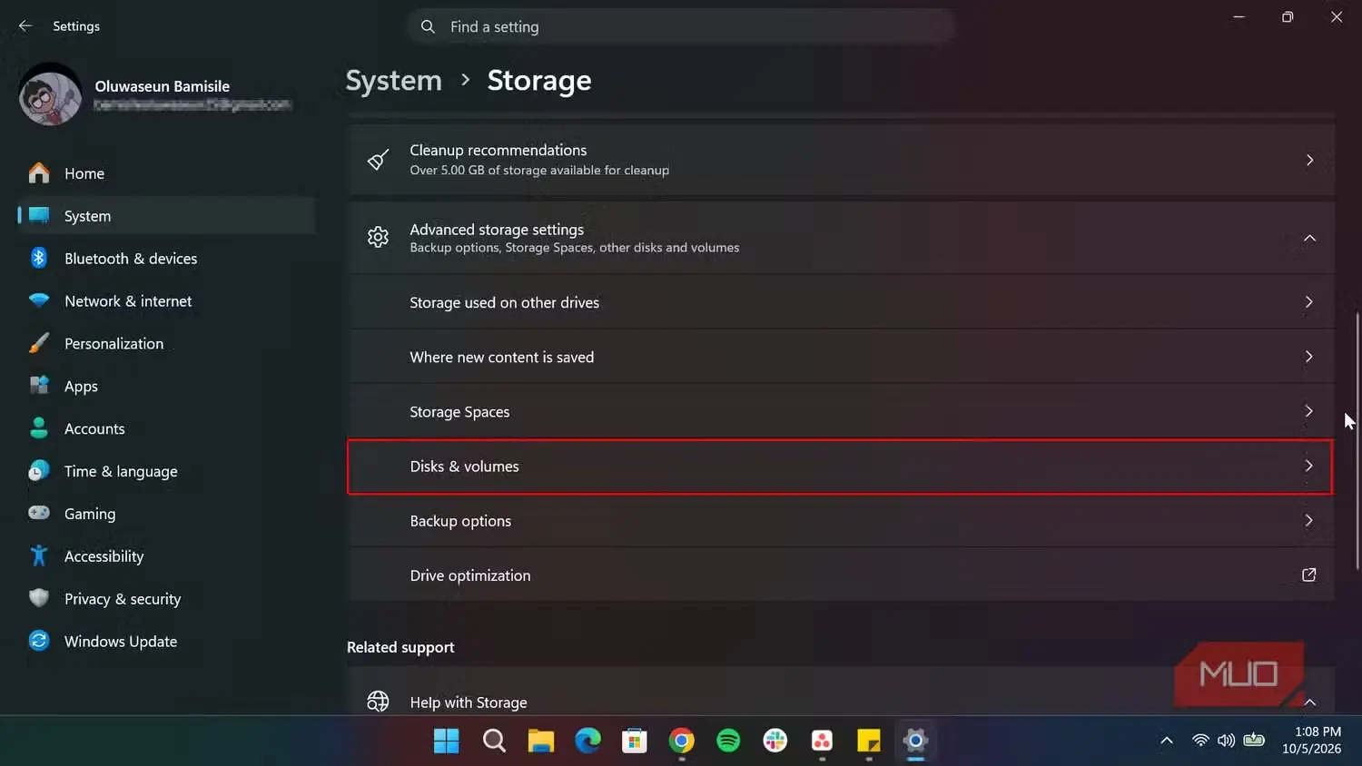 انتخاب بخش دیسکها و حجمها در تنظیمات فضای ذخیرهسازی Windows
