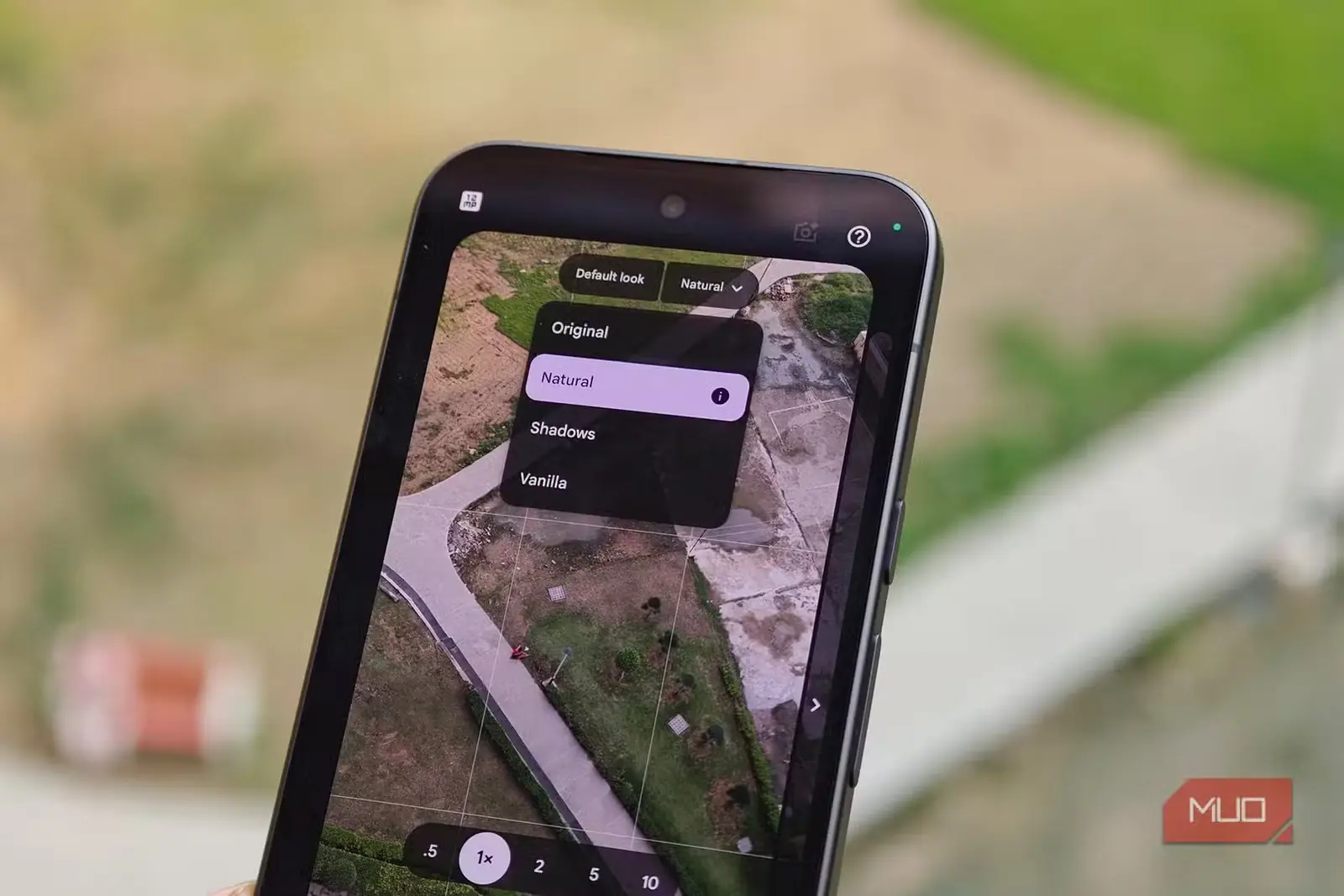 نمای طبیعی دوربین در Pixel 11