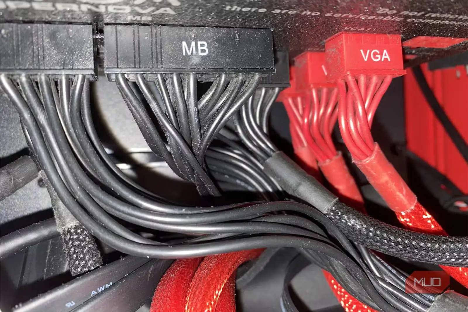 کابلهای منبع تغذیه EVGA
