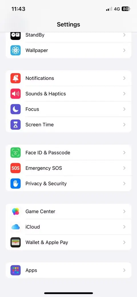 برنامه Settings در iPhone با نمایش منوی حریم خصوصی