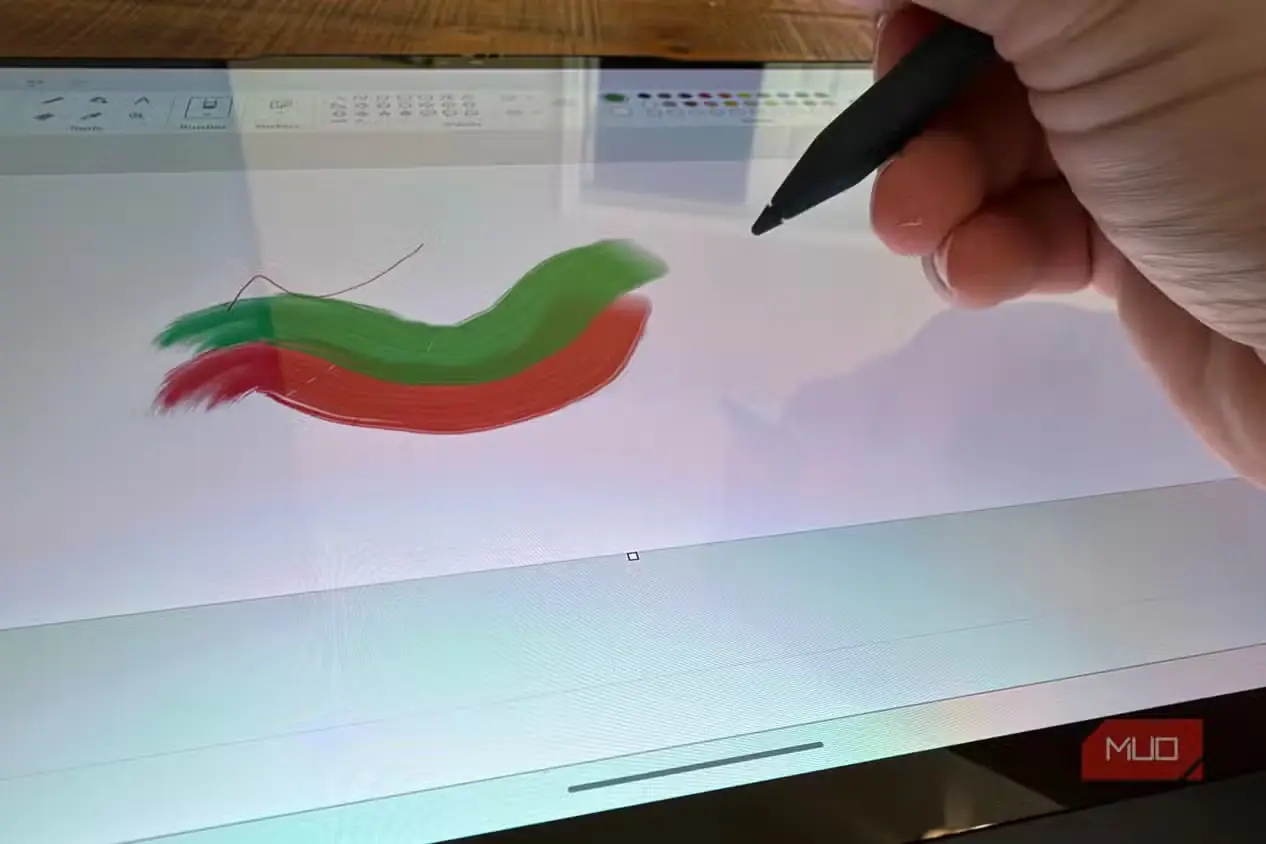 نوشتن روی نمایشگر با قلم