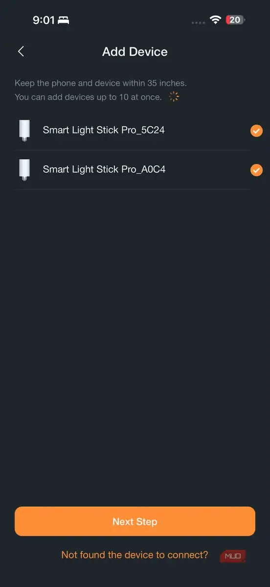 صفحه افزودن دستگاه در برنامه AiDot با دو لامپ Smart Light Stick Pro شناساییشده