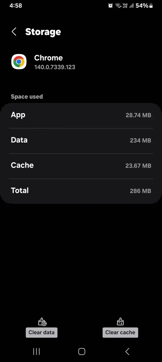 صفحه فضای ذخیرهسازی برنامه کروم با اندازه دادهها و حافظه پنهان و گزینههای پاکسازی