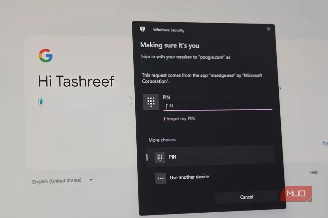 ورود با گذرکلید Google همراه با پنجرهٔ Windows Hello