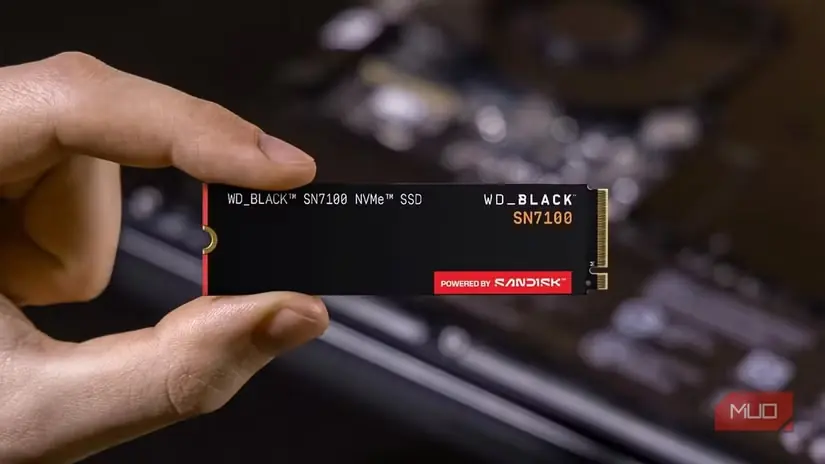 نمای درایو ذخیرهسازی WD_Black SN7100 1TB NVMe SSD
