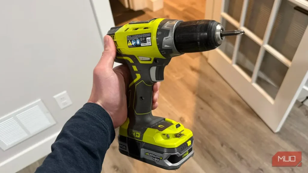 دریل Ryobi که سال‌ها به‌اشتباه روی یک دنده مانده بود