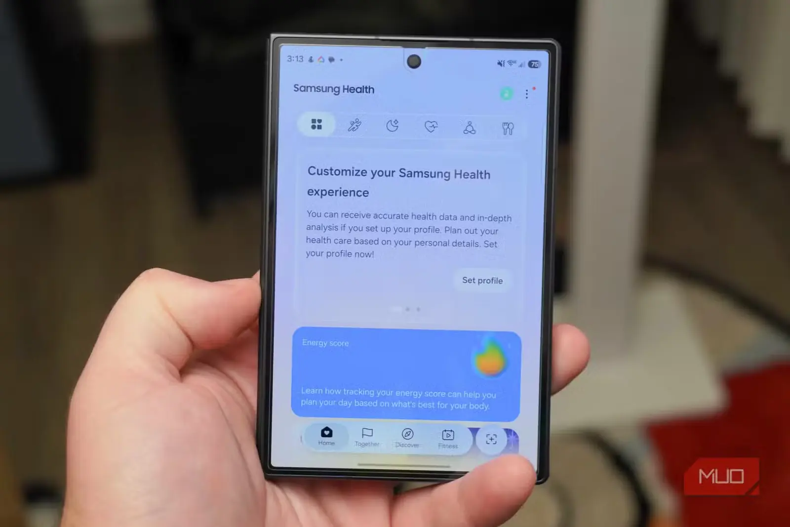 نمای برنامه Samsung Health روی گوشی Galaxy Z Fold 8