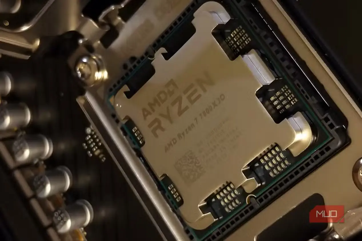 نمای نزدیک پردازنده Ryzen 7800X3D