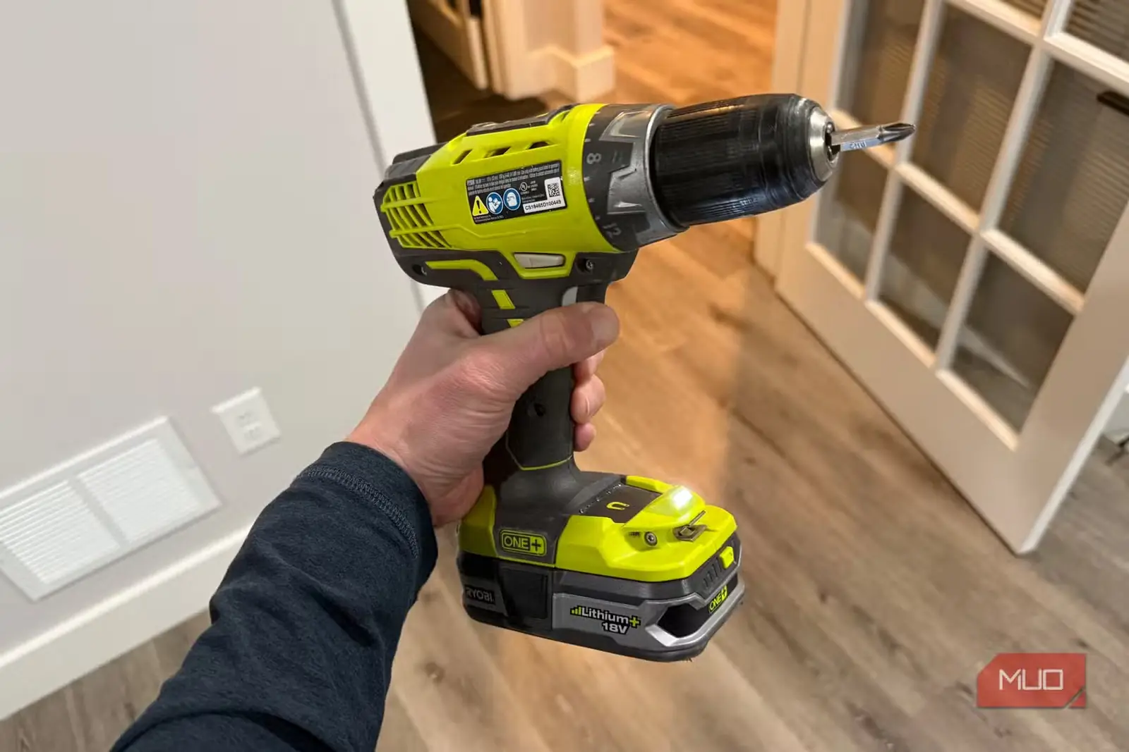 چراغ روشن دریل Ryobi