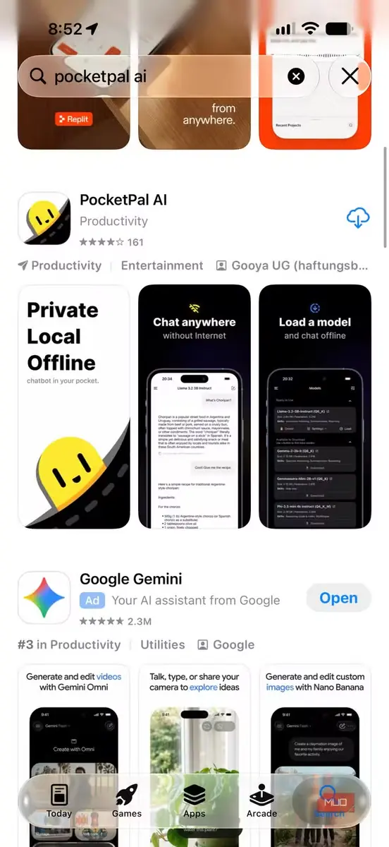 اجرای PocketPal AI روی iPhone.
