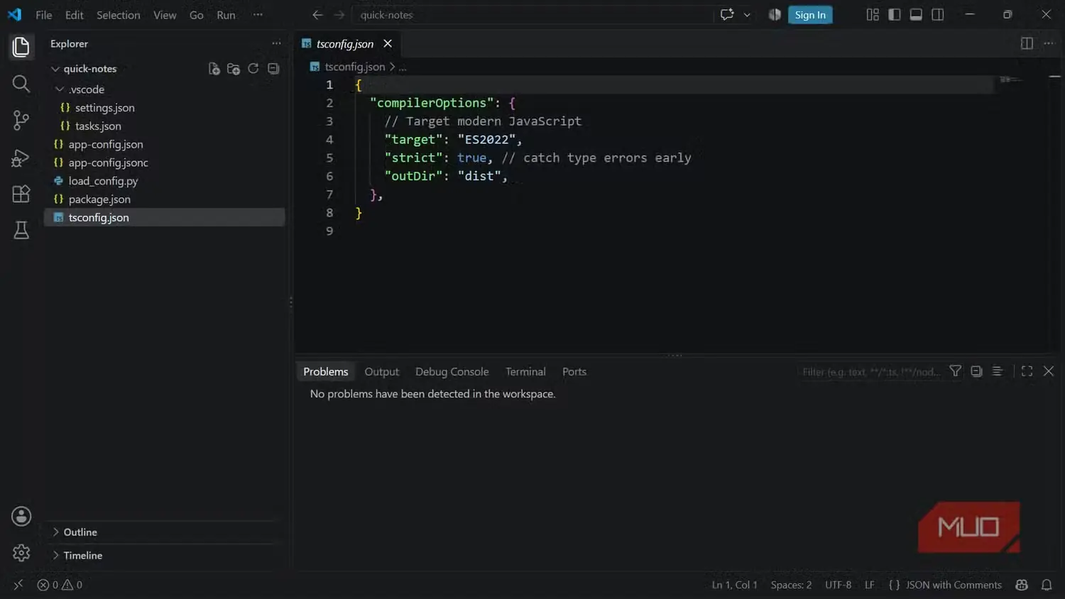 فایل tsconfig.json در VS Code با توضیحات و ویرگول‌های پایانی، بدون نمایش هیچ خطایی