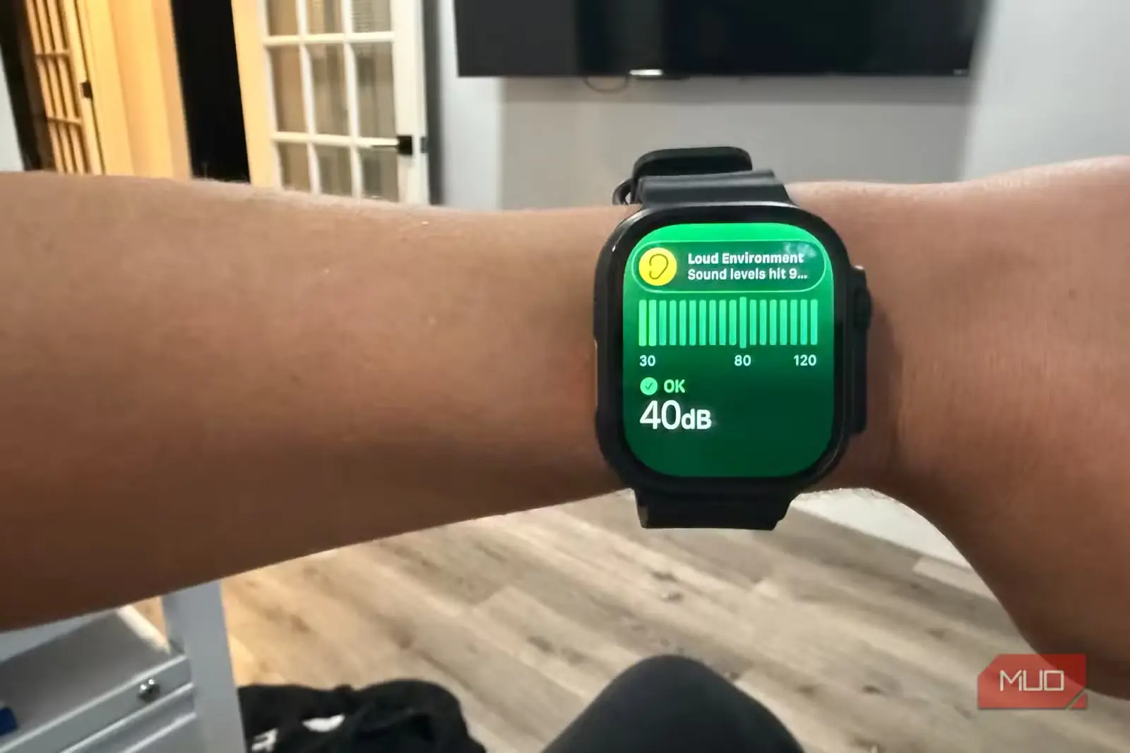 نوار هشدار محیط پرصدا در Apple Watch Ultra 3