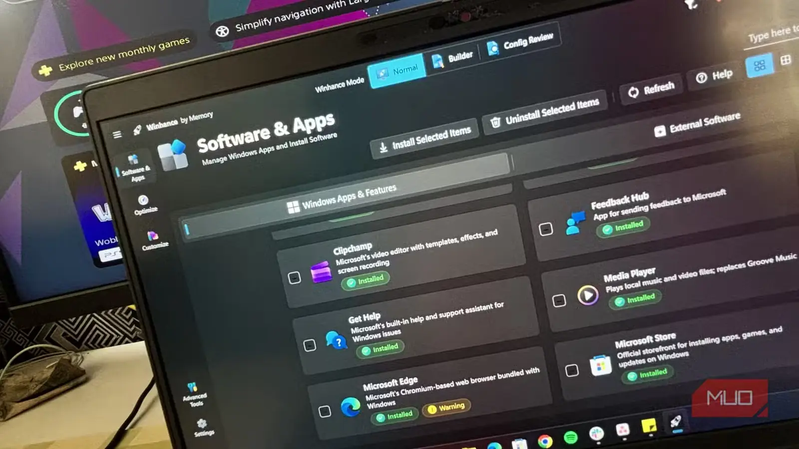 برنامه Winhance روی لپتاپ Dell