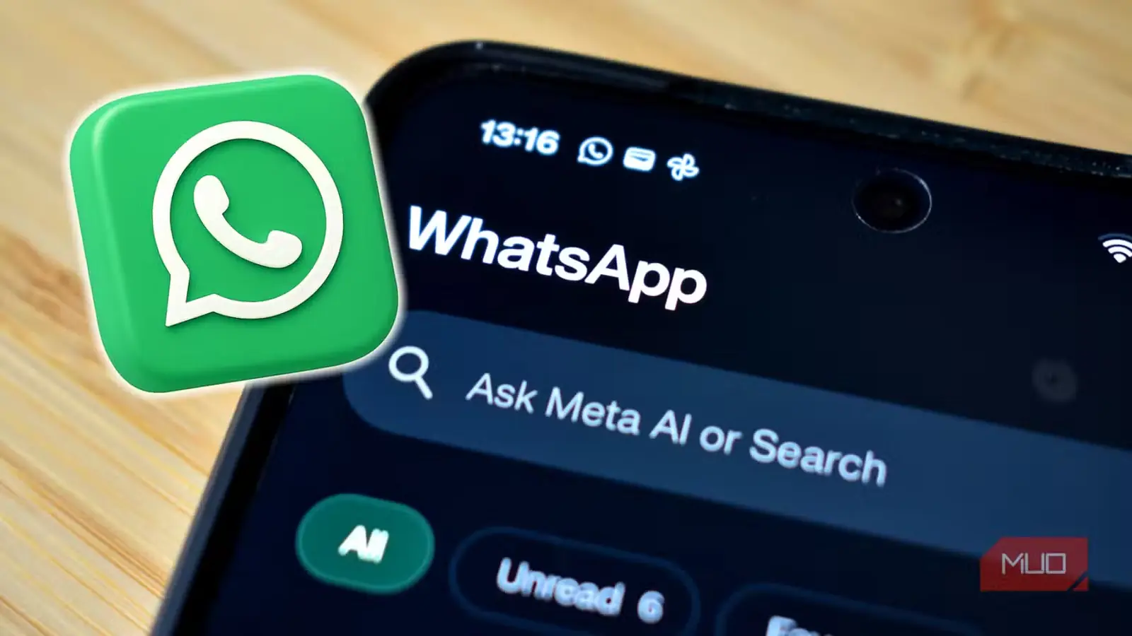 نشان WhatsApp روی صفحهنمایش گوشی هوشمند