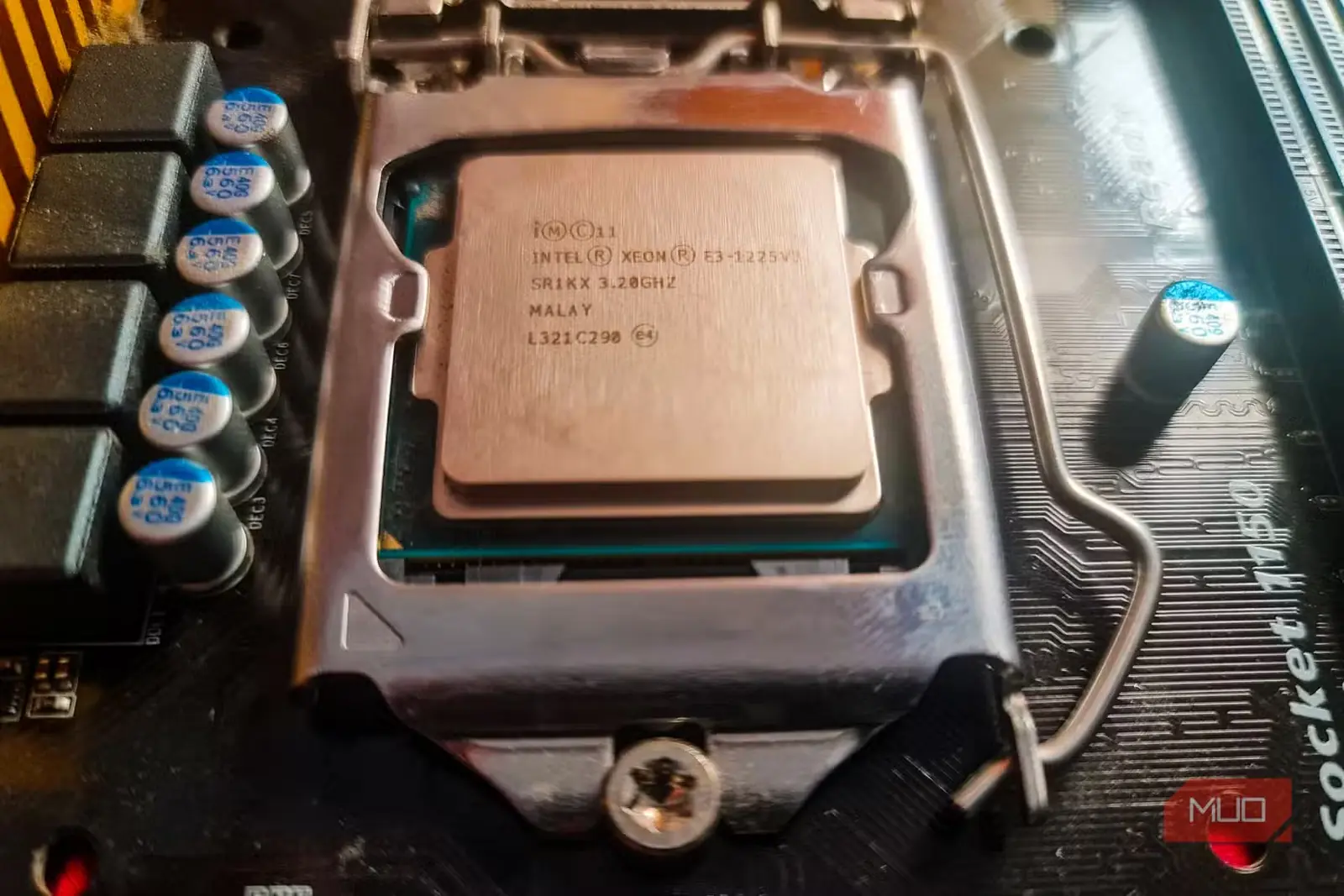 پردازنده Intel Xeon روی مادربرد مصرفکننده جایگزین با سوکت LGA 1150