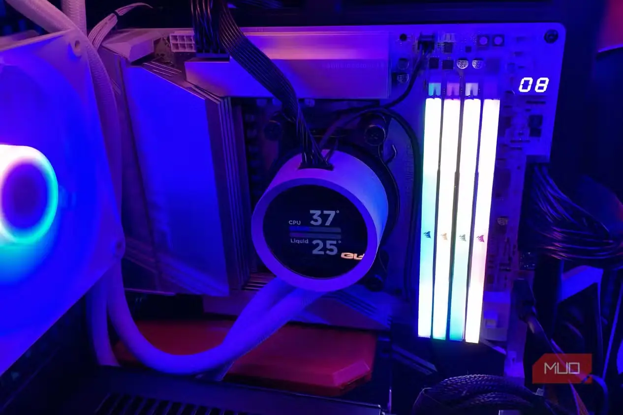 مادربرد سفید Gigabyte X870 Aorus Elite Wi-Fi 7 ICE